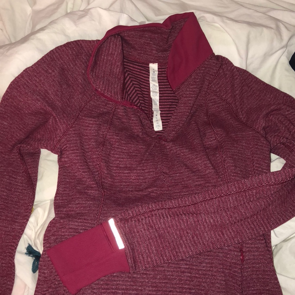 LULULEMON half zip up